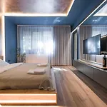 Elisabetin Residence: And Unique Design Apartman