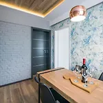 Elisabetin Residence: And Unique Design Apartman Temesvár