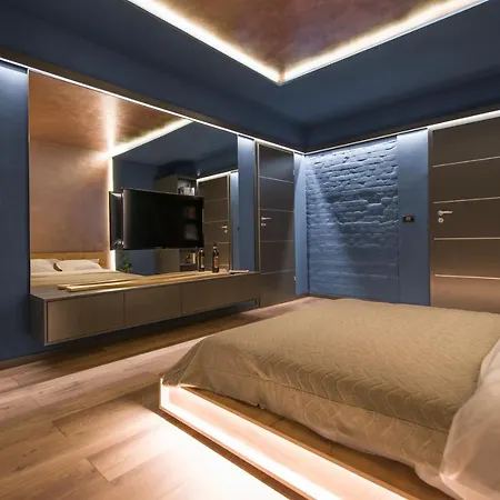 Apartment Elisabetin Residence: And Unique Design *