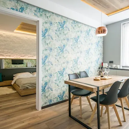 Apartment Elisabetin Residence: And Unique Design