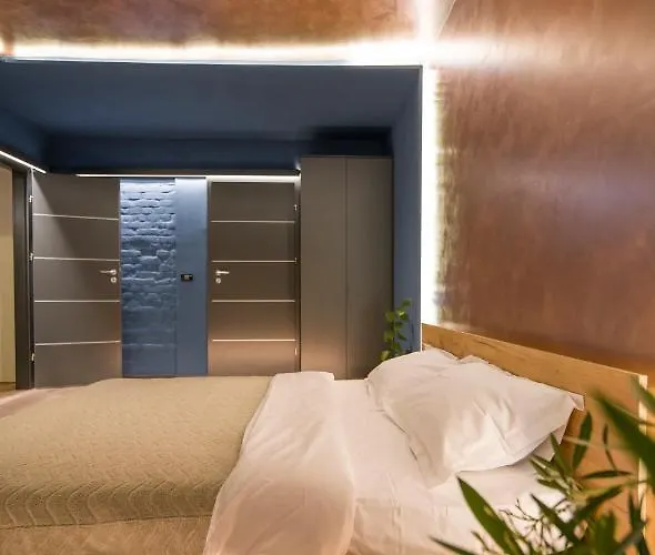 Elisabetin Residence: And Unique Design Lägenhet *