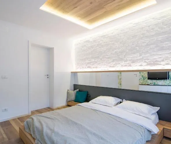 Elisabetin Residence: And Unique Design Apartmán *